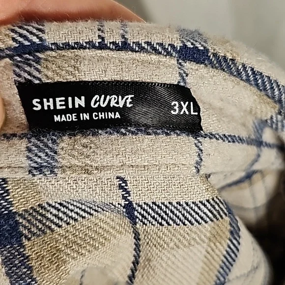 SHEIN Curve 3XL Plaid Shacket - Picture 6 of 9